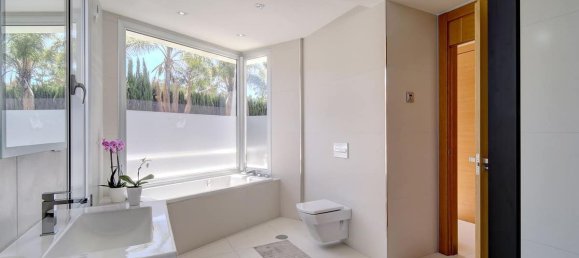 5 Schlafzimmer Villa in Marbella, Spain, Nr. 84312 2