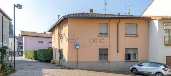 2 bedrooms House in Carimate, Italy No. 145763 3