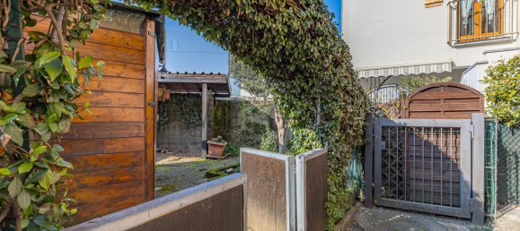 2 bedrooms House in Carimate, Italy No. 145763 4