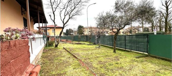 4 rooms Villa in Liscate, Italy No. 54718 6