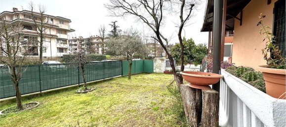 4 rooms Villa in Liscate, Italy No. 54718 10