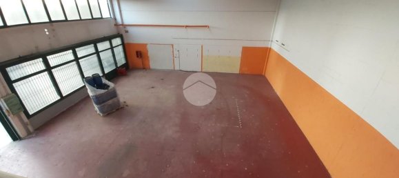Entrepôt à Volpiano, Italy 287m² No. 83944 9