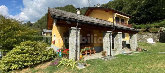 3 bedrooms Villa in Fontainemore, Italy No. 128253 3