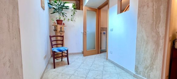 4-salle Appartement à Cesena, Italy No. 115031 8