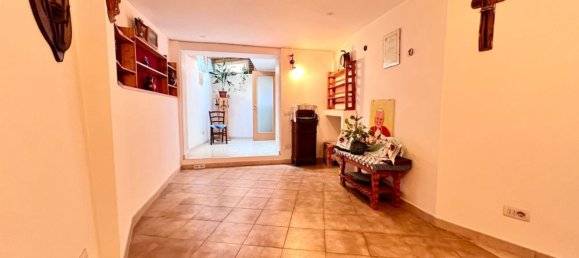 4-salle Appartement à Cesena, Italy No. 115031 7