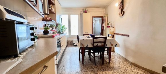 4-salle Appartement à Cesena, Italy No. 115031 13
