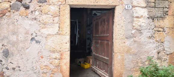 85m² Warehouse in Cuglieri, Italy No. 331283 12