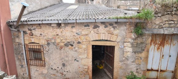 85m² Warehouse in Cuglieri, Italy No. 331283 3