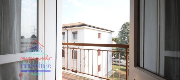 4 rooms Apartment in Cento, Italy No. 298937 15