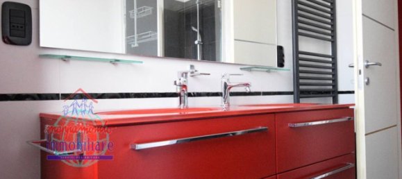 4 rooms Apartment in Cento, Italy No. 298937 19