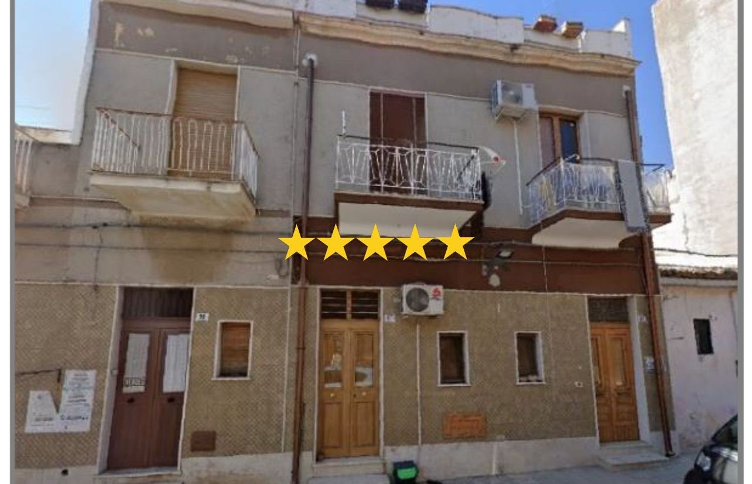 5 bedrooms Apartment in Avola, Italy No. 402457