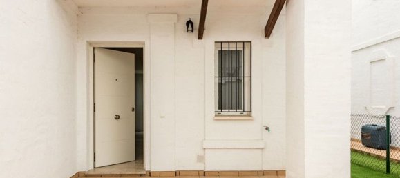 3 bedrooms Townhouse in Marbella, Spain No. 175372 11