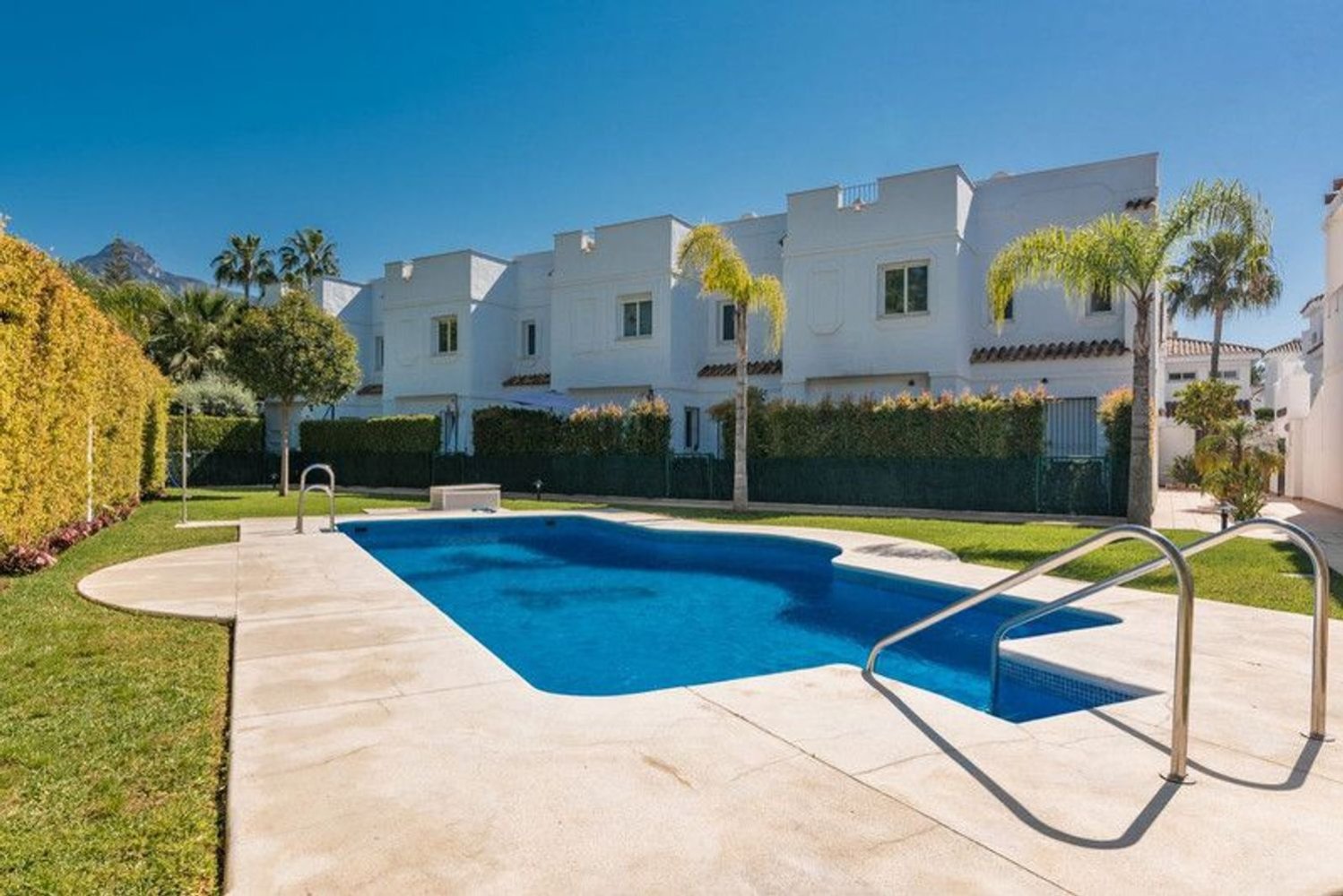 3 bedrooms Townhouse in Marbella, Spain No. 175372