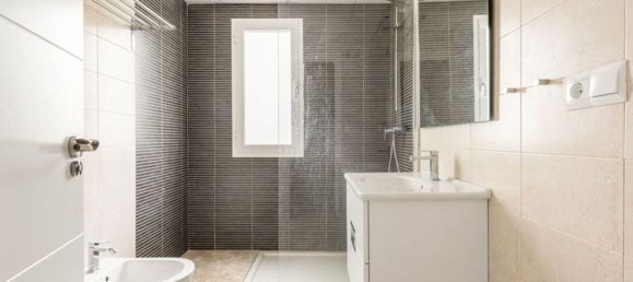 3 bedrooms Townhouse in Marbella, Spain No. 175372 7