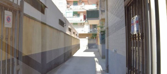 3 rooms Apartment in Arzano, Italy No. 21392 27