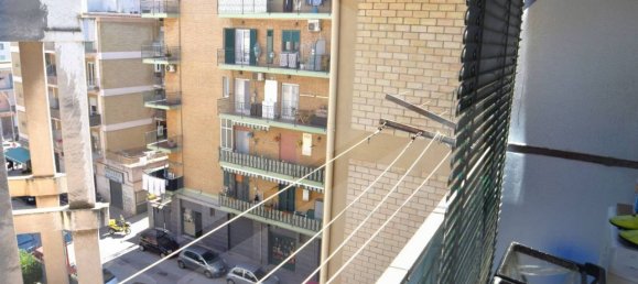 3 rooms Apartment in Arzano, Italy No. 21392 15