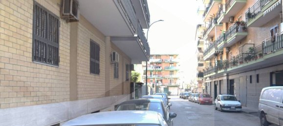 3 rooms Apartment in Arzano, Italy No. 21392 2