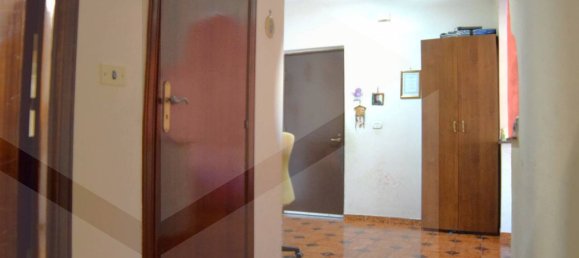3 rooms Apartment in Arzano, Italy No. 21392 22