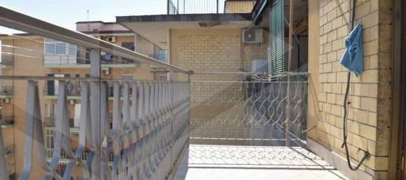 3 rooms Apartment in Arzano, Italy No. 21392 6