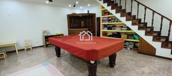 3 bedrooms Villa in Porto, Portugal No. 121431 9