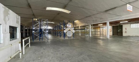 Almacén en Terranuova Bracciolini, Italy 2280 m² No. 125320 4