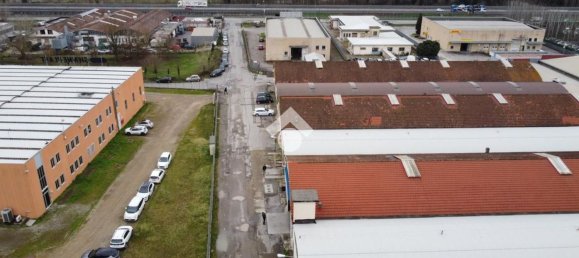 Almacén en Terranuova Bracciolini, Italy 2280 m² No. 125320 20