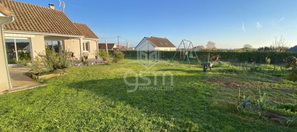 4 bedrooms House in Noyant-de-Touraine, France No. 157395 9