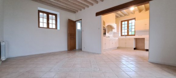 Casa de 3 dormitorios en Saint-Piat, France No. 252681 9