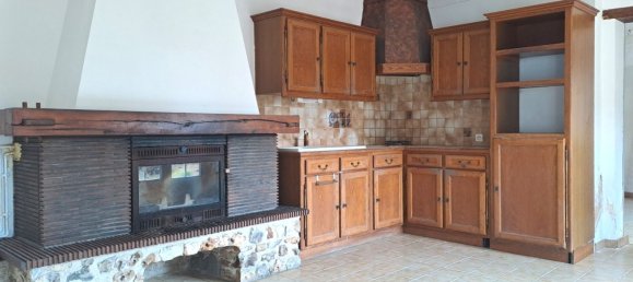 Casa de 3 dormitorios en Saint-Piat, France No. 252681 4