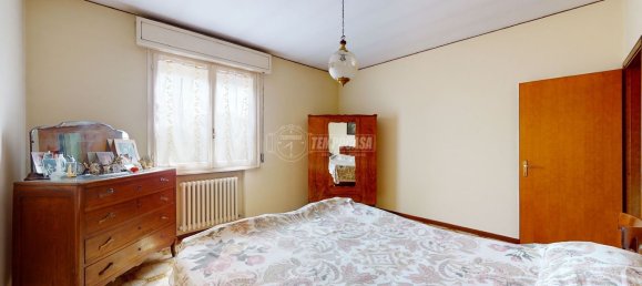 7 rooms House in Carpi, Italy No. 169282 20