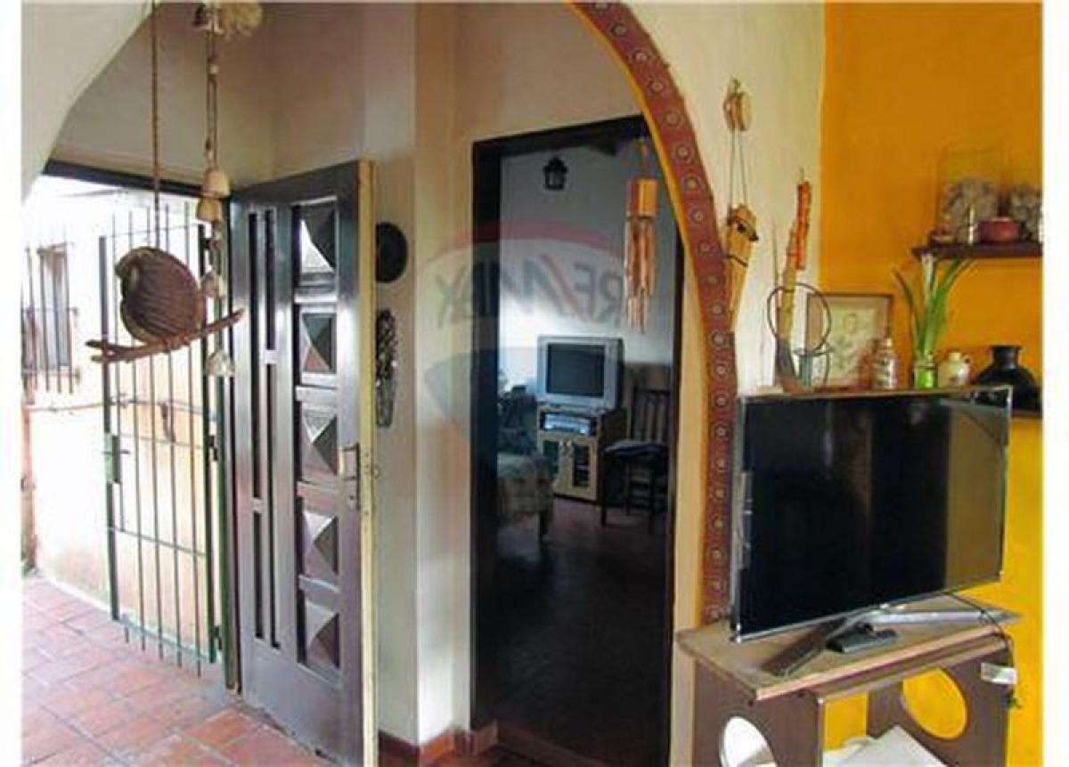 3 bedrooms House in Bermudez, Argentina No. 75017