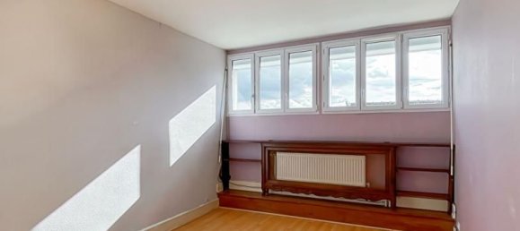 4 bedrooms House in Saint-Andre-les-Vergers, France No. 225069 17