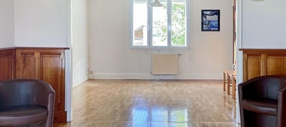 4 bedrooms House in Saint-Andre-les-Vergers, France No. 225069 11