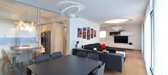 Apartamento de 4 divisões em Capiago Intimiano, Italy N.º 186086 45