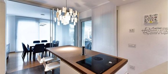 Apartamento de 4 divisões em Capiago Intimiano, Italy N.º 186086 42