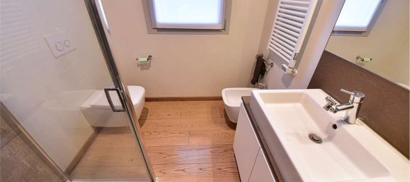 Apartamento de 4 divisões em Capiago Intimiano, Italy N.º 186086 75