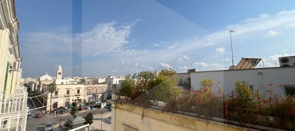 2-salle Appartement à Molfetta, Italy No. 28698 6