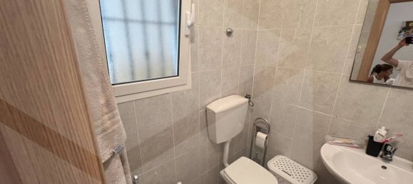 2-salle Appartement à Molfetta, Italy No. 28698 14