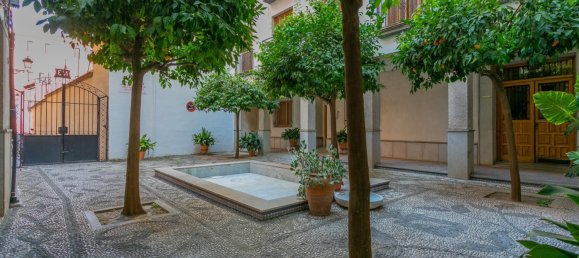 27m² Parking in Granada, Spain No. 166600 3