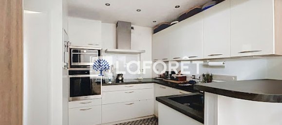 3 bedrooms Apartment in Saint-Germain-en-Laye, France No. 330527 4