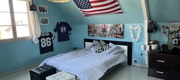 4 bedrooms House in Yonne, France No. 309518 9