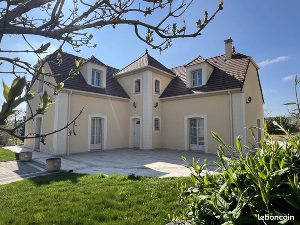 4 bedrooms House in Yonne, France No. 309518