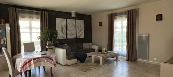 4 bedrooms House in Yonne, France No. 309518 11