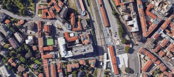 Квартира с 4 комнатами в Варесе, Италия № 290705 11