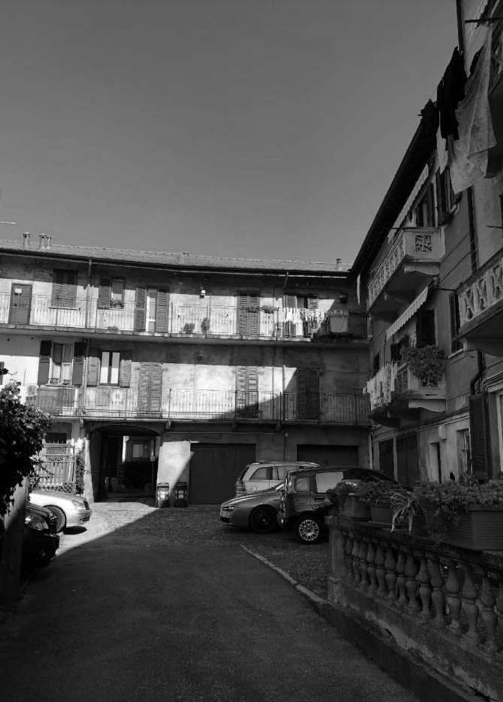 Квартира с 4 комнатами в Варесе, Италия № 290705