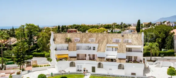 Ático de 3 dormitorios en Marbella, Spain No. 134088 3