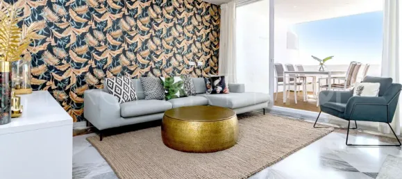 Ático de 3 dormitorios en Marbella, Spain No. 134088 2