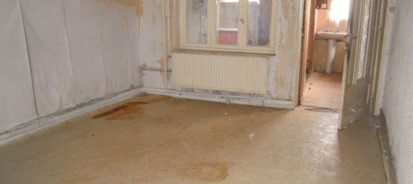 4 bedrooms House in Touligny, France No. 78250 4