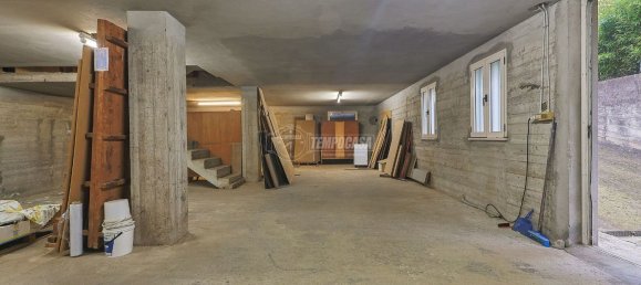 8 rooms House in Misano Adriatico, Italy No. 158484 4