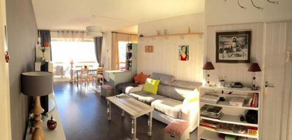 Apartamento com 2 quartos em condomínio em Lyon, France N.º 37131